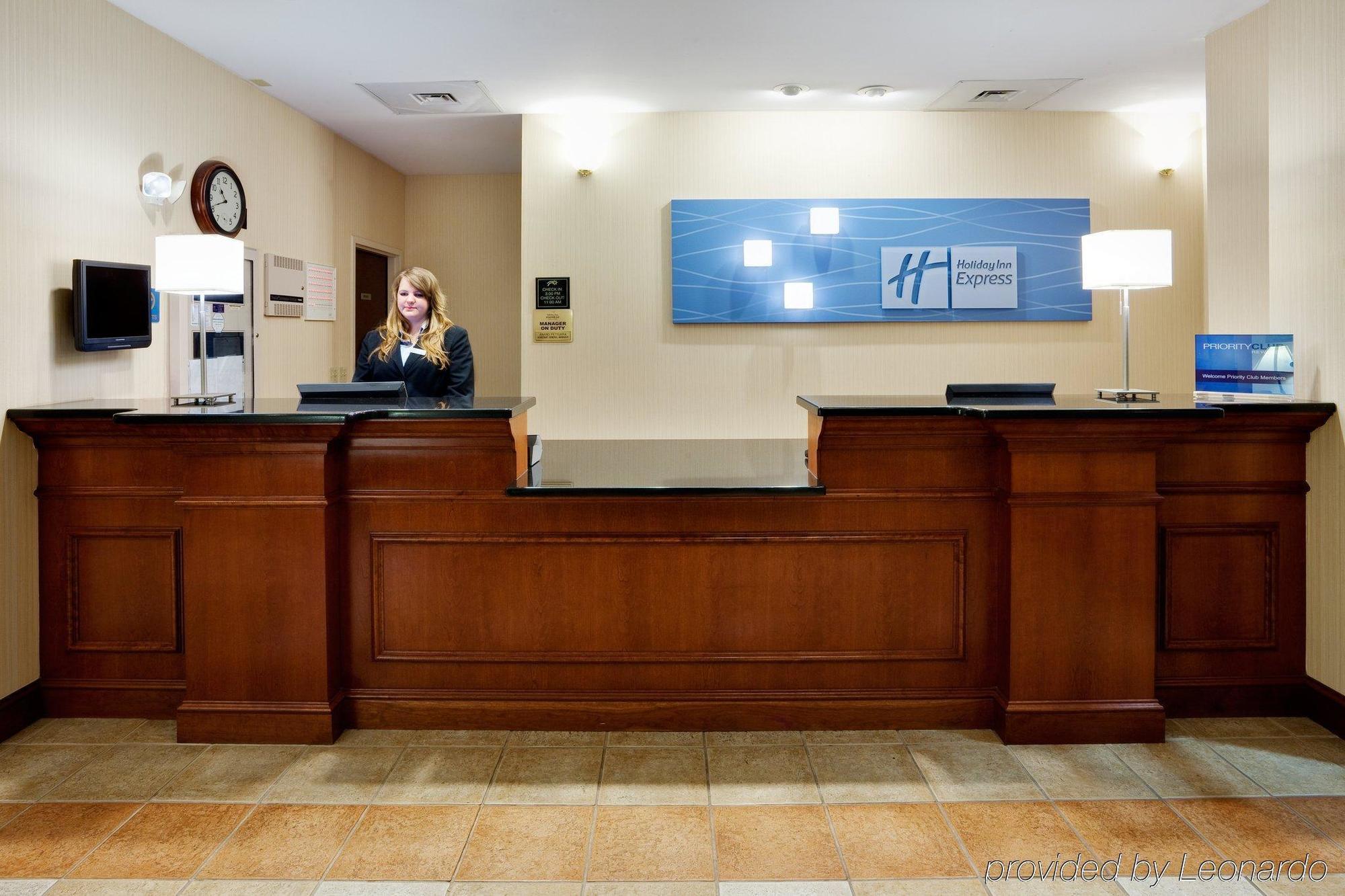 Holiday Inn Express And Suites Quakertown - Allentown Area By Ihg Exterior photo